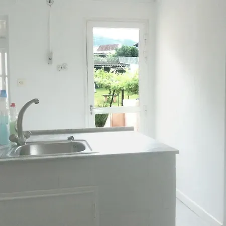 Vivienda Con Jardin A 100M De La Playa דירה בואו