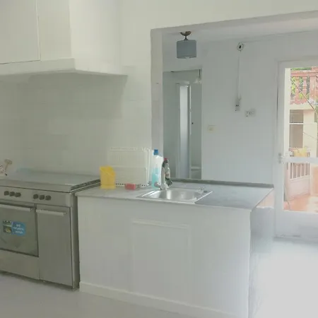 Vivienda Con Jardin A 100M De La Playa דירה בואו